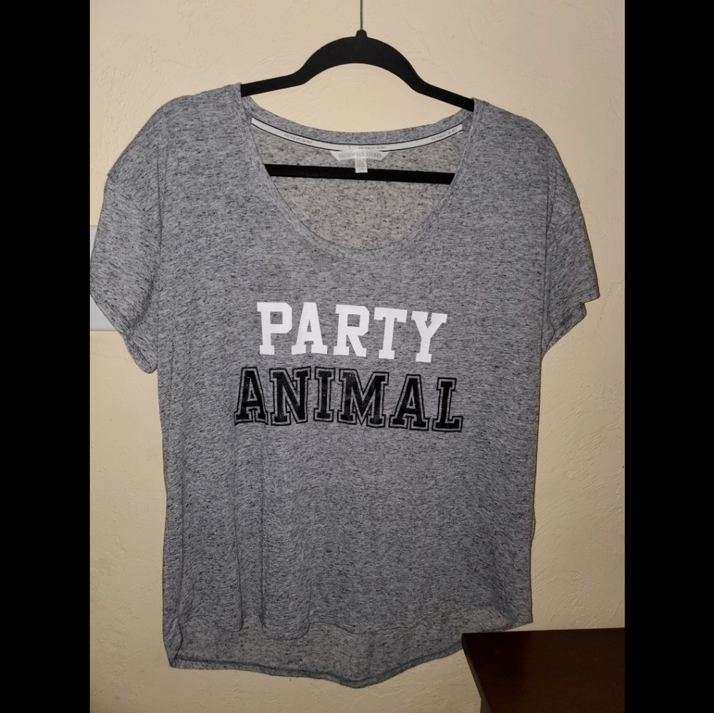 Victoria Secret L T-Shirt